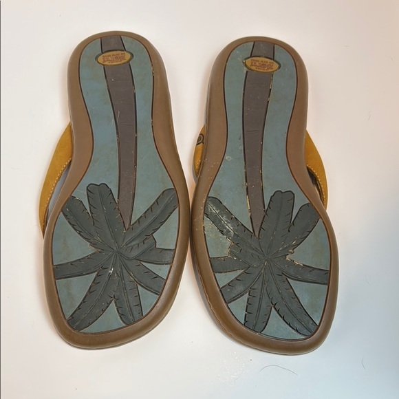 Born Tan Leather Men's Sandals, Size 10 - Picture 2 of 4
